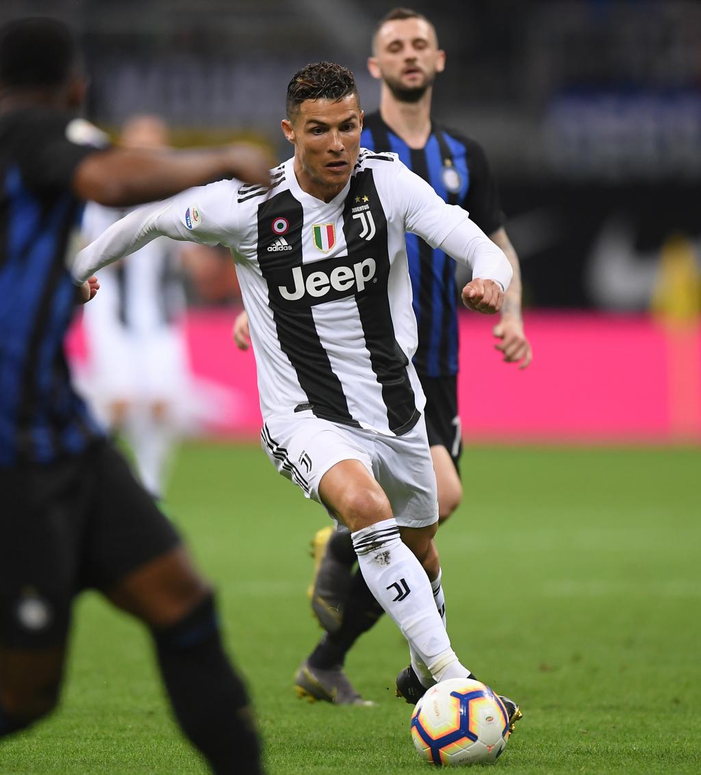 李璇：三镇开出国内球员顶薪与邓涵文续约，但没能续约成功（李璇：三镇为邓涵文开出本土顶薪求续约，最终未能达成）