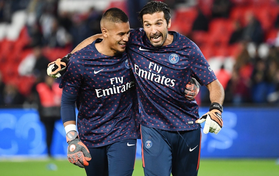 库普梅纳斯：我们想拿意杯冠军，但接下来要专注踢那不勒斯（库普梅纳斯：意杯夺冠是目标，眼下全力备战那不勒斯）