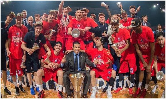 记者：哲凯赖什没参加欧冠赛前最后一练，此前曾感到肌肉不适（记者：因肌肉不适，哲凯赖什缺席欧冠赛前最后一练）