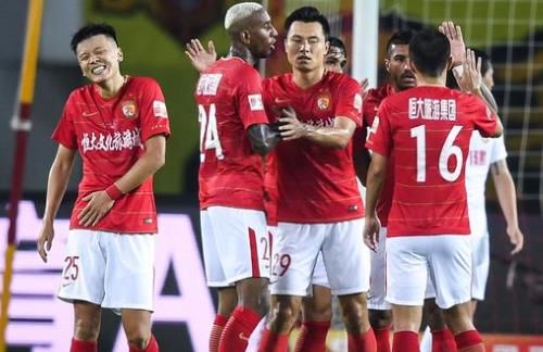 沙媒：坎塞洛告知新月高层自己想离队，但小因扎吉不想放他走（沙特媒体：坎塞洛已向新月高层表达离队意愿，但小因扎吉不愿放人）