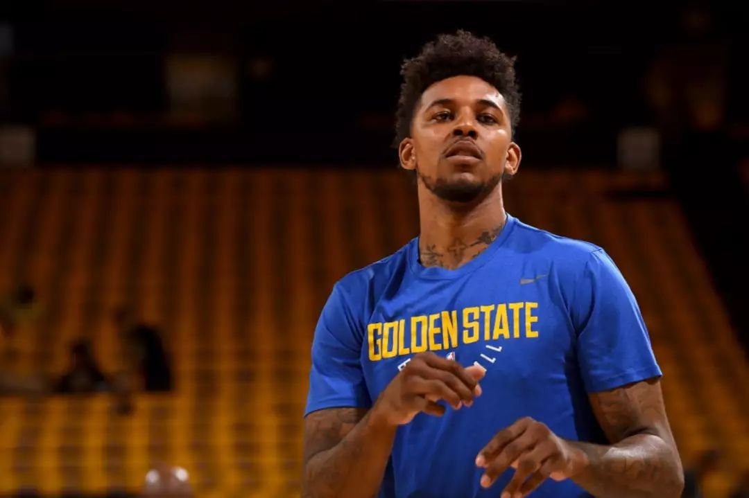 0点下班！孙颖莎太累了，或迎27小时5赛，体能精力双重考验（熬到零点收工，孙颖莎或27小时5战，体能与精力面临双重挑战）